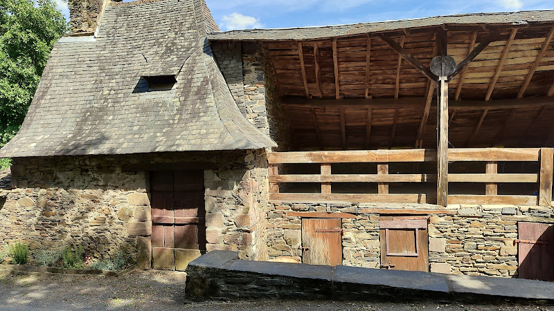 Aire Naturelle camping Et Gite D etape De La Bontat à Voutezac