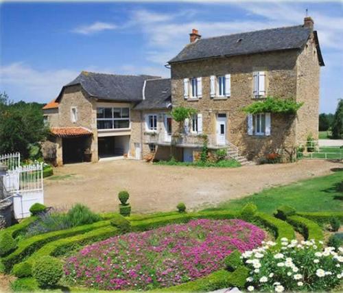 Lou Caussinhol Chambres d hôtes à Montbazens