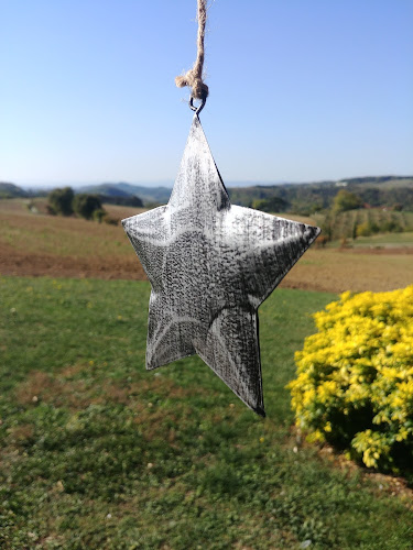 Gîte Sous les étoiles de Geyssans à Geyssans