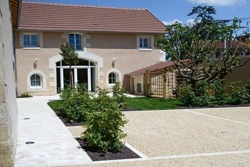 Home Of The Arbor à Saint-Georges-lès-Baillargeaux