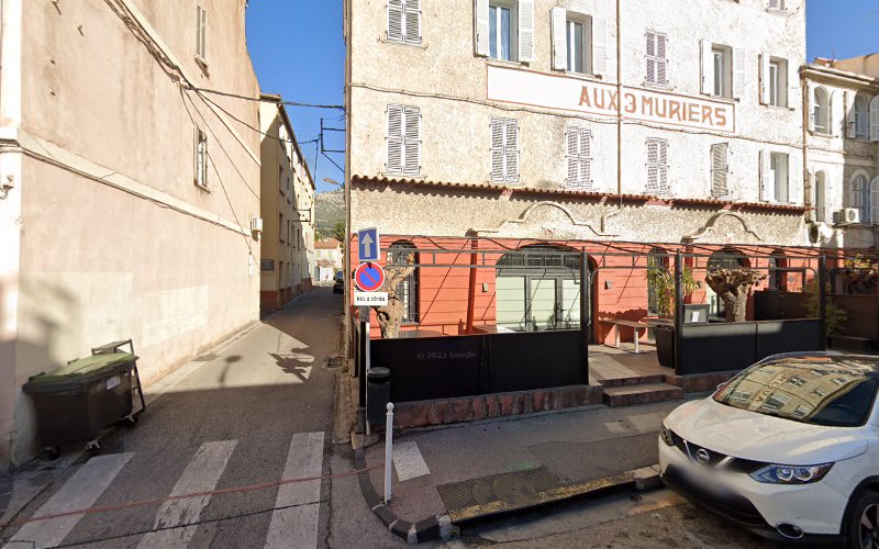 Hôtel Aux Trois Mûriers à Toulon