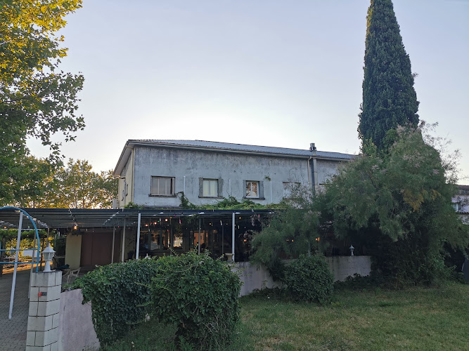 Le Relais de la RN7 à Chteauneuf-du-Rhne