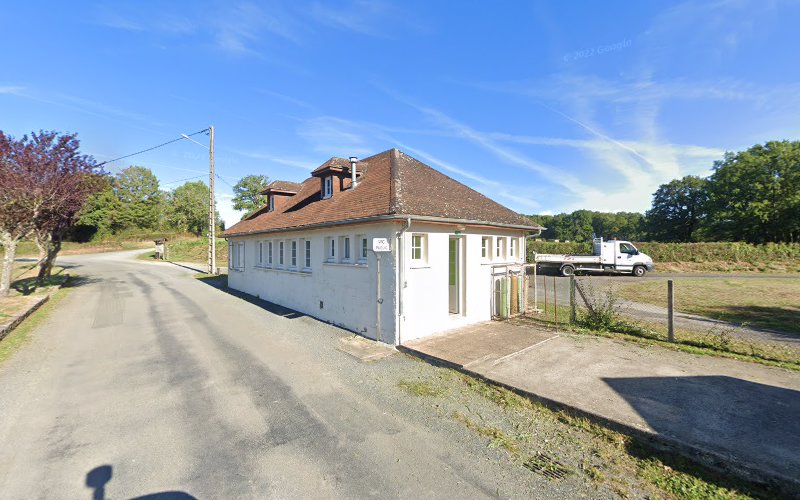 Camping municipal de la Vergne à Bussière-Dunoise