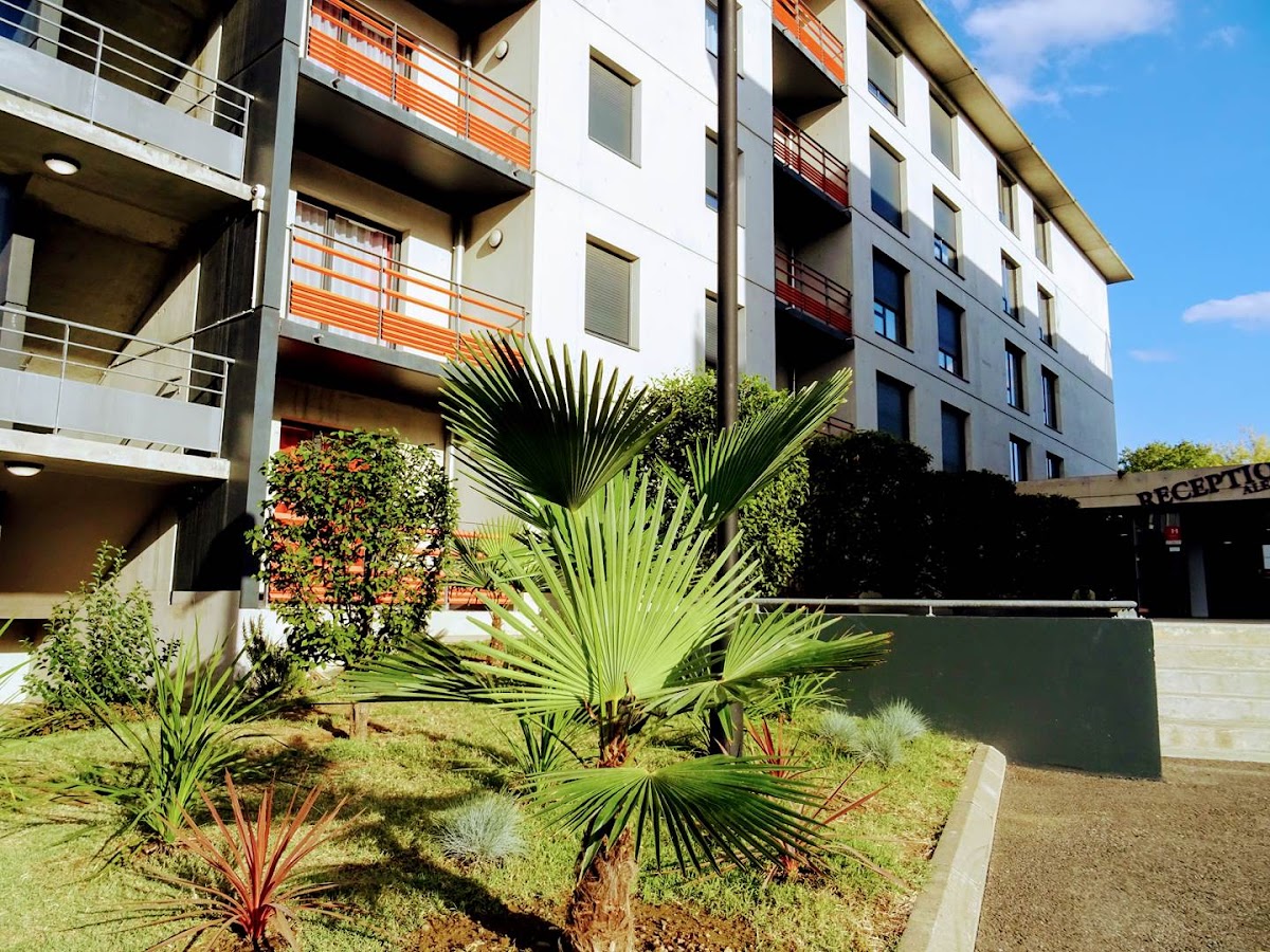 ALEZAN Hôtel & Résidence