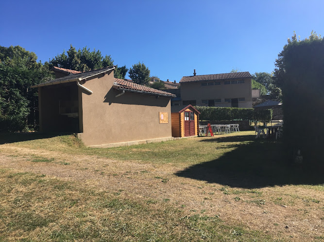 Camping De La Tioule à Saint-Victor-et-Melvieu
