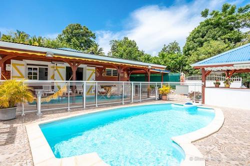 Villa les 4 R à Abymes