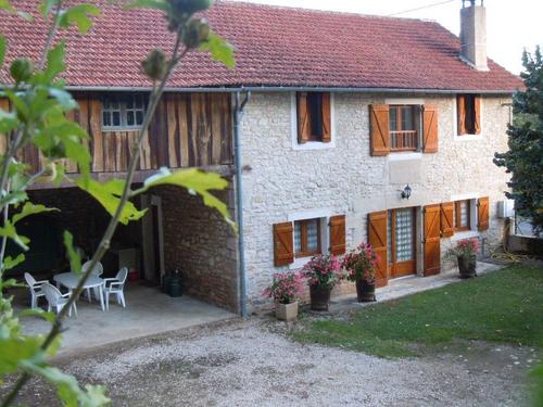 Gîtes de France® - La Grange à SAINT-MARTIN-LABOUVAL