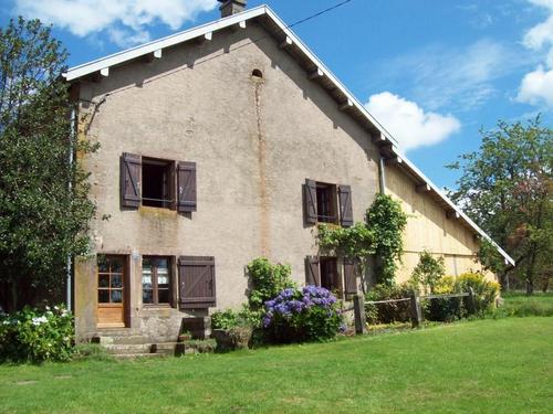 Chez Hinri à Fougerolles-Saint-Valbert