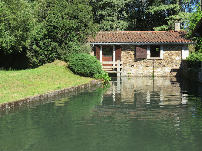 Camping chez l habitant Le moulin à Pinas