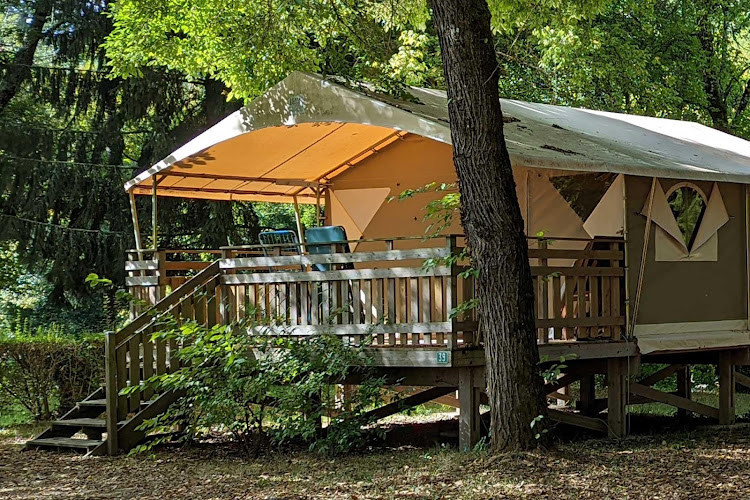 Camping Dordogne Les Cinq Chteaux à Vézac