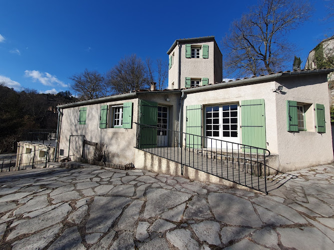 La maison au bout du chemin à Avèze
