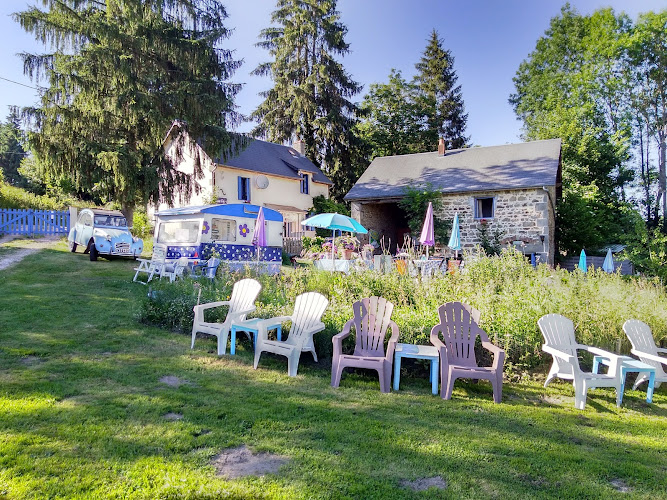 Mini-Camping & Gîte Les Fayes à Gouttières