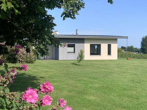 Maison dans les champs à Ploubazlanec