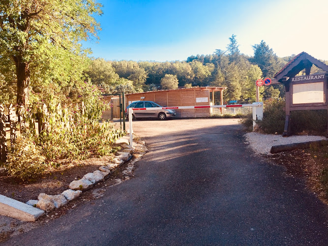 La Colline aux Chalets à Saint-Chamarand