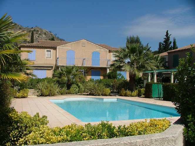 www.Petite-Maison-Villas.com à Le Plan-de-la-Tour