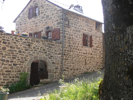 proche Millau et Gorges du Tarn à Saint-Léons