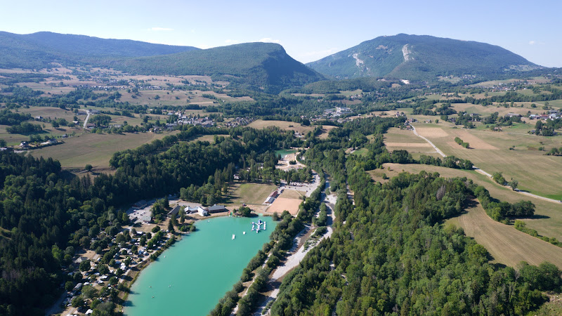 Camping de L Île du Chéran à Lescheraines