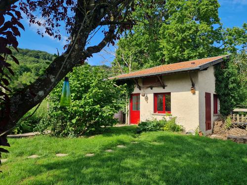 La cahutte au fond du jardin à Lagney