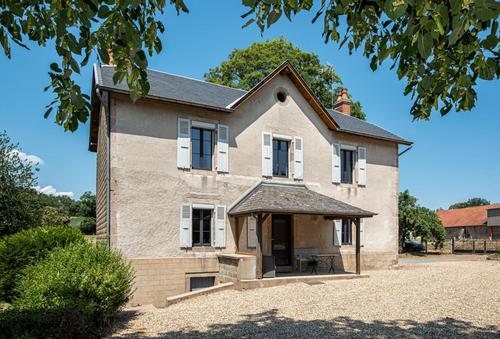 Gîte du Gué à SAINT-LEGER-SOUS-BEUVRAY