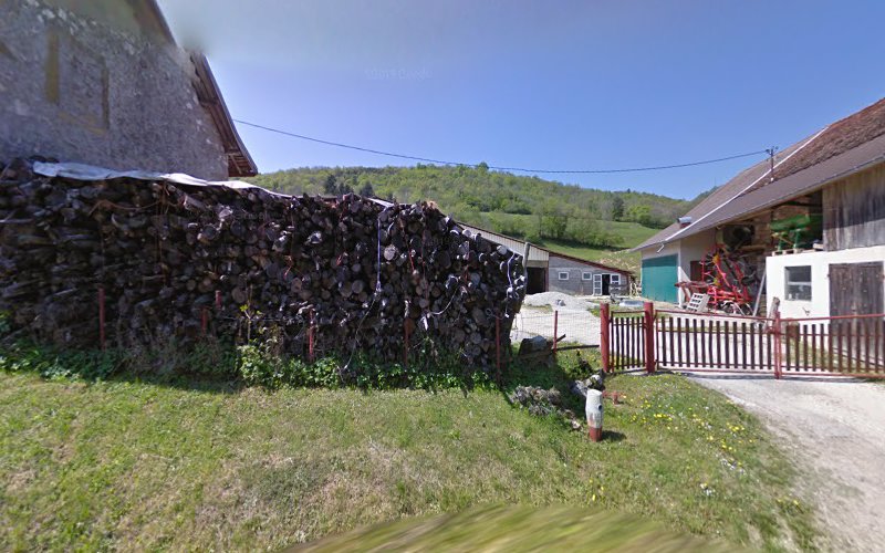 Ferme auberge curtil à Novalaise