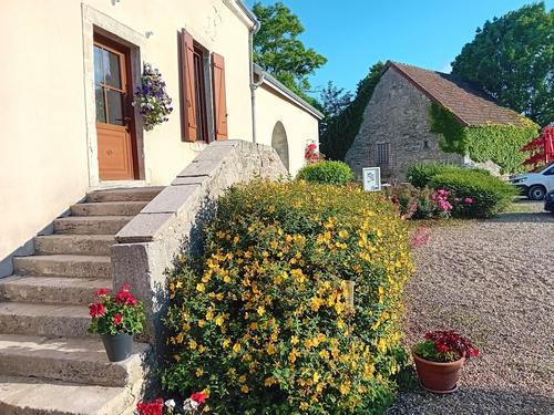 Ferme du Pigeonnier à Montceau-Et-Echarnant
