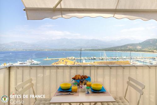A Sirenella à Calvi