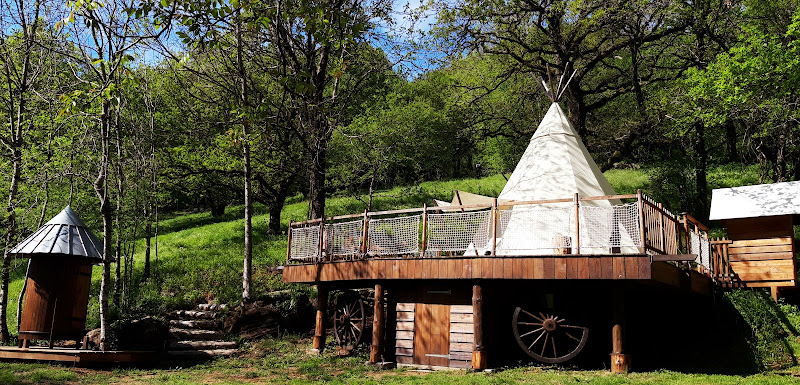 Le tipi à Marie à Cambounès