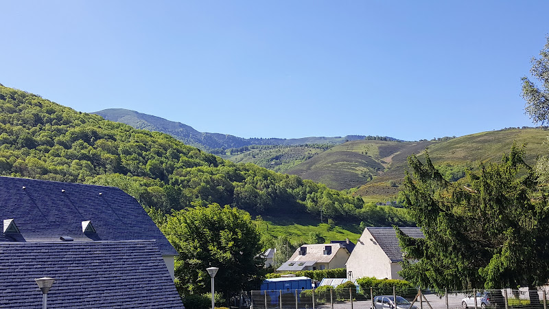 Oak Resort and Roc à Cadéac