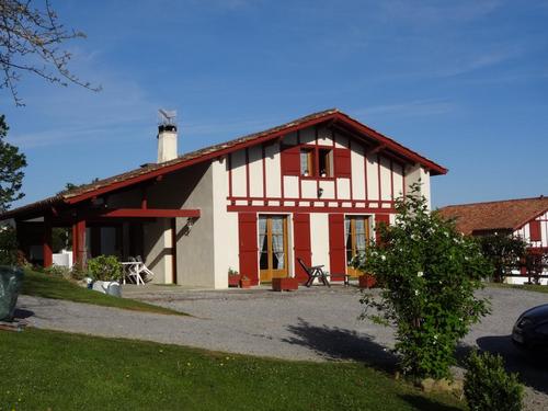 Lantegia à Sare