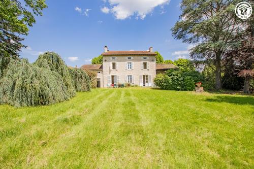 la Charmille à AZE