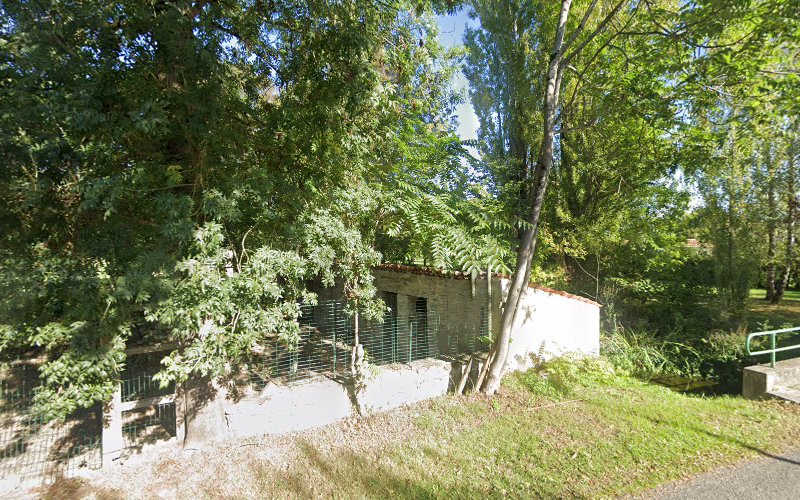 Terrain de Camping de Blanzay-sur-Boutonne à Blanzay-sur-Boutonne