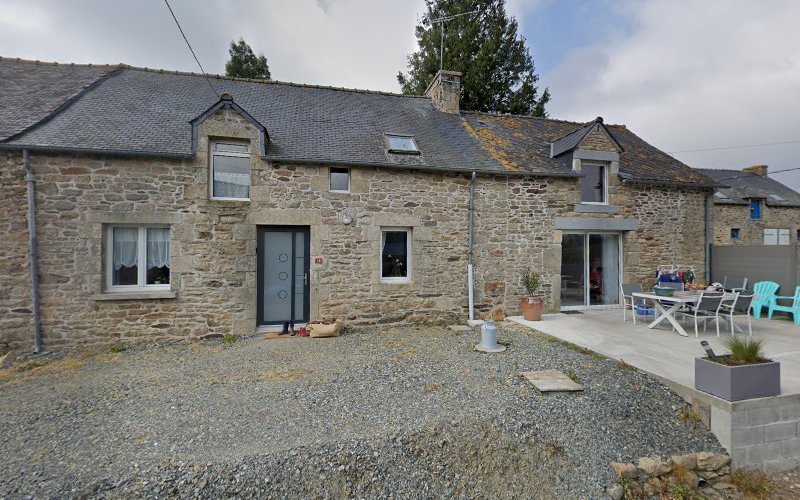 La maison aux hirondelles à Le Mené