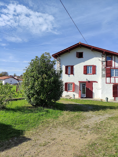 Maison oilomokoenia à Itxassou