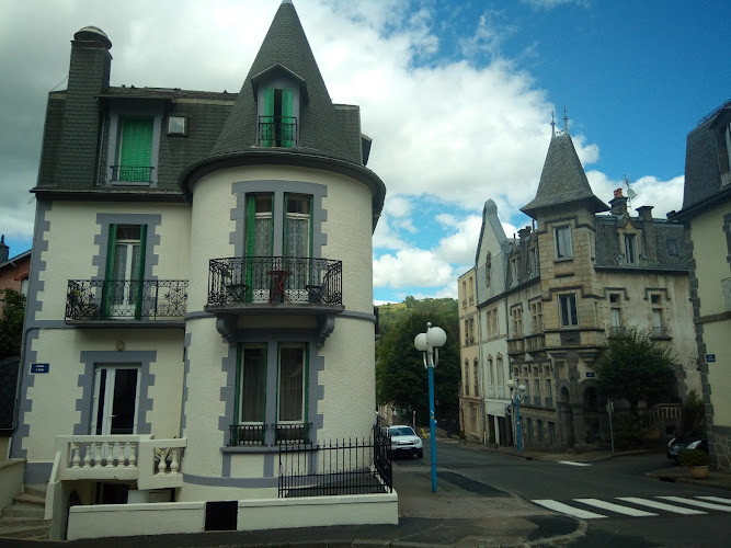 La Tour Pom Pin à La Bourboule