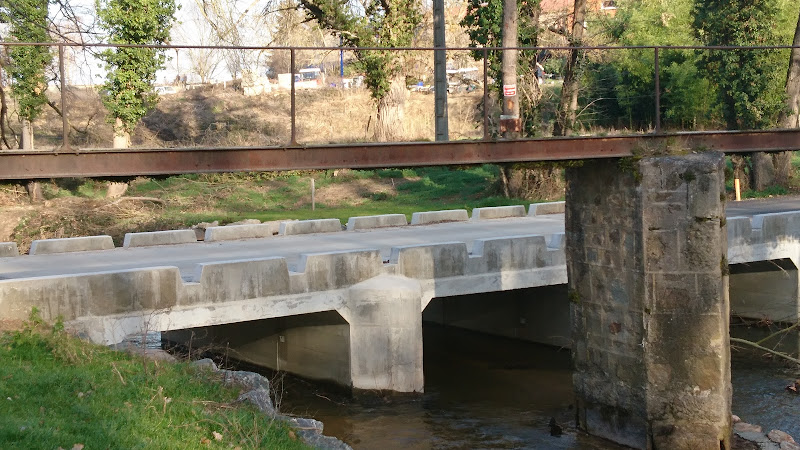Camping De Bebieux à Saint-Just-Saint-Rambert