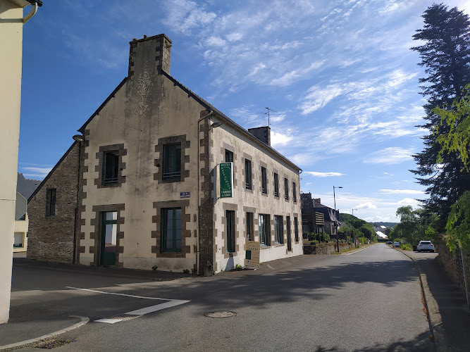 Auberge De L oust à Uzel