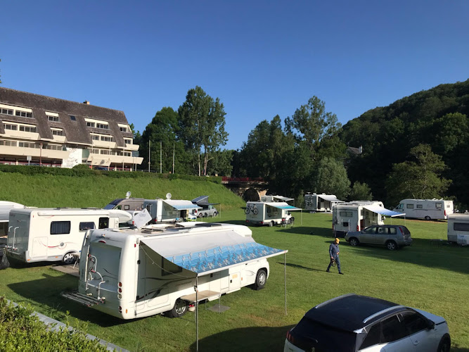 Camping municipal saint leonard des bois à Saint-Léonard-des-Bois