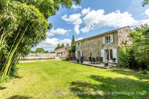 La Maison des Grands Bambous à Louzignac