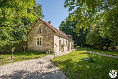 La petite belle au bois à Morienval