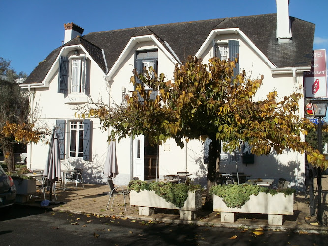 hôtel Chez Courbet à Sévignacq