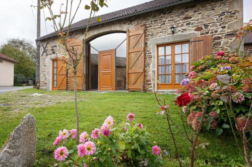 Chez Anet à FERRIERES-SUR-SICHON