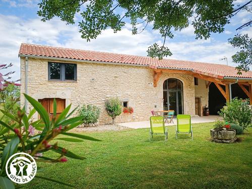 Gîtes de France® - La Grangette de Laval à LALBENQUE
