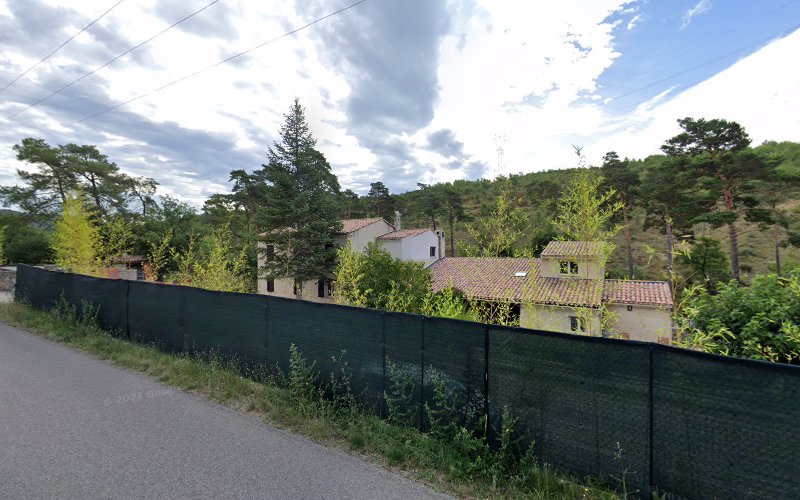Les Cades à Esparron-de-Verdon