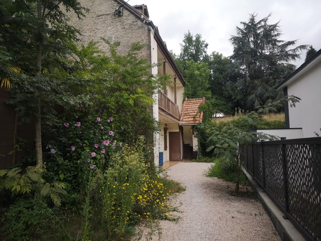 APPART à fleur de Pau à Billère