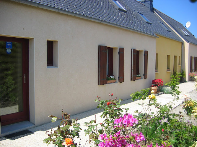 La petite maison dans le jardin à Brélès