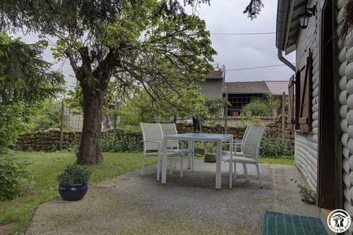 Le Chalet Blanc à SAINT-MAURICE-DE-REMENS