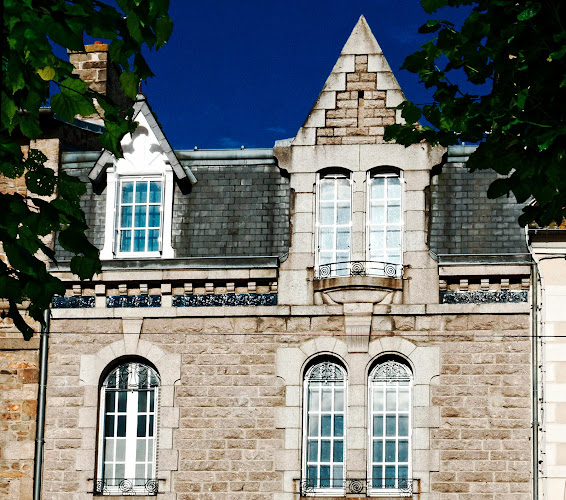 Le 27 Boutique B and B à Dinan