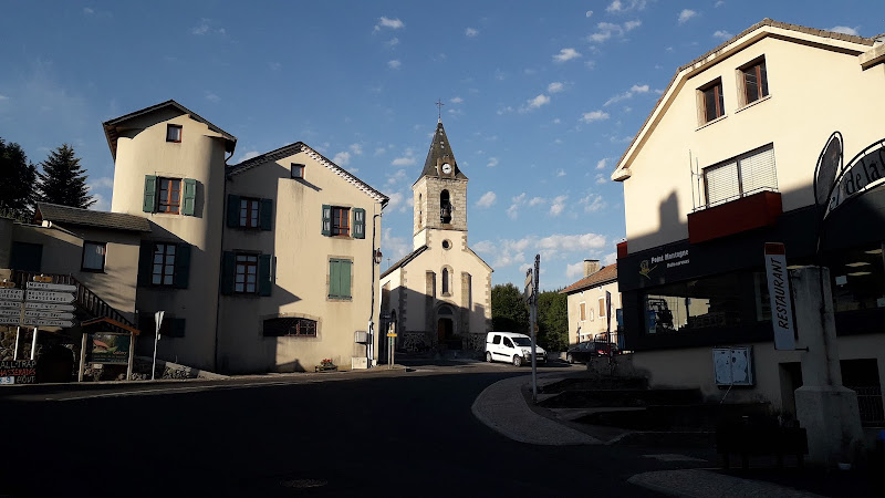 Hôtel Restaurant Les Genets à La Bastide-Puylaurent