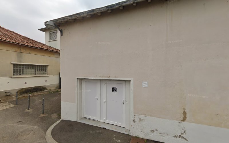 Hôtel Val de Saone à Sathonay-Camp
