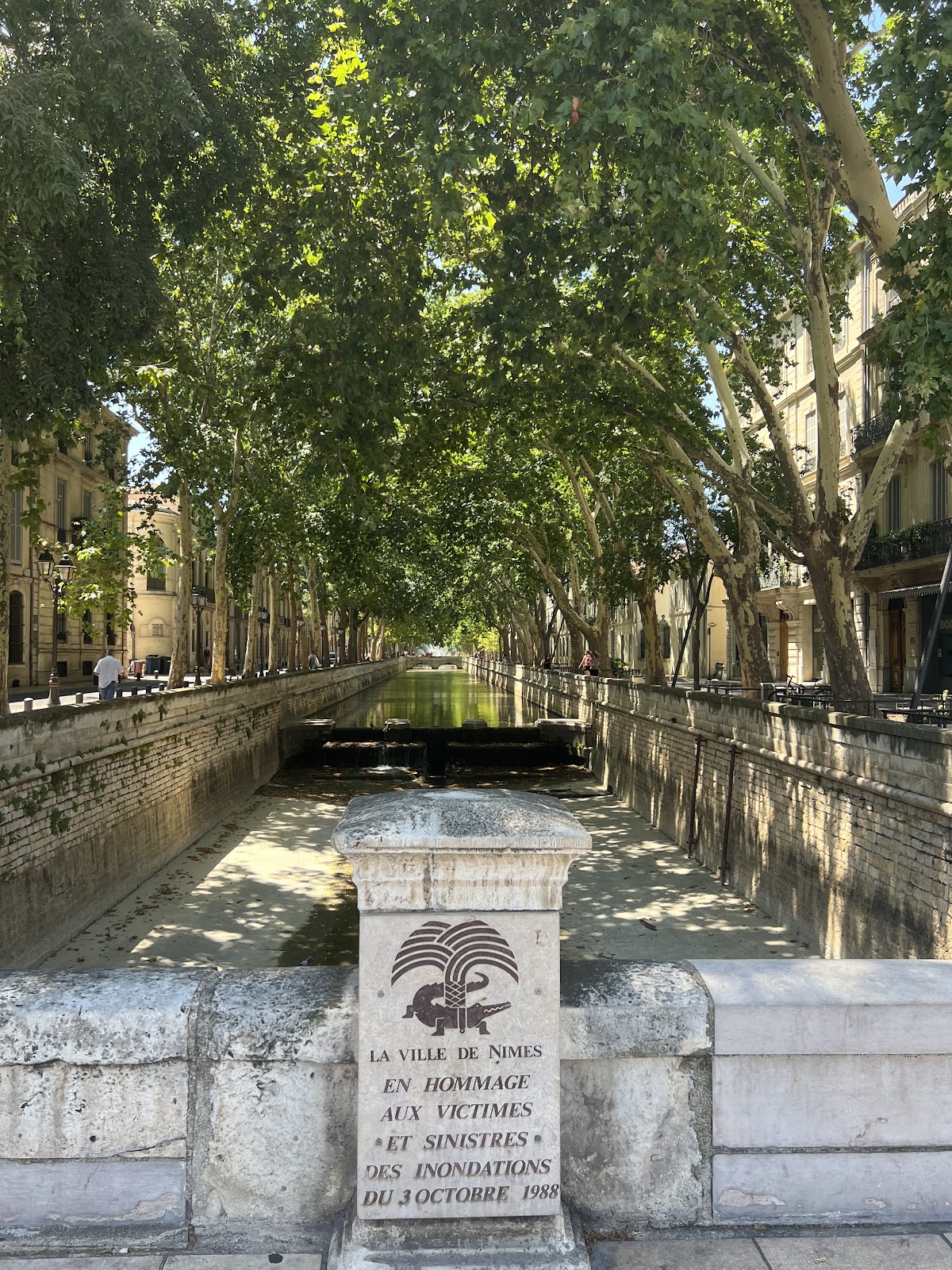 Empire hôtel à Nîmes